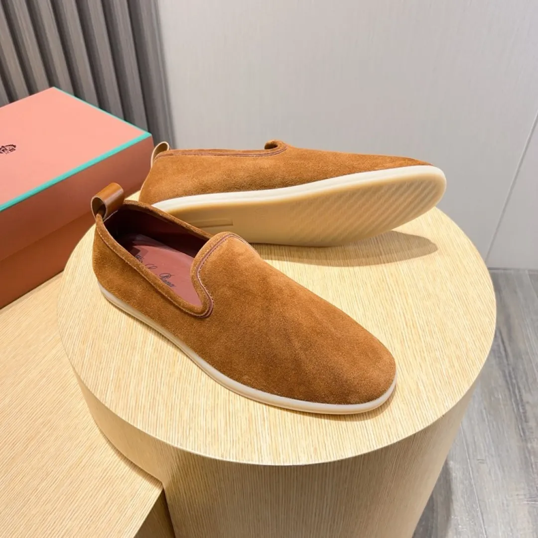 Men's shoes 400💰[loro piana] 2025 new moccasins, popular casual sneakers for street men. The shoes are made of first-layer suede leather uppers with rubber soles, a classic. The complex craftsmanship and meticulous structure make the shoes light and soft, allowing you to walk comfortably and freely. Perfect for summer wear. Yardage: 38-45.